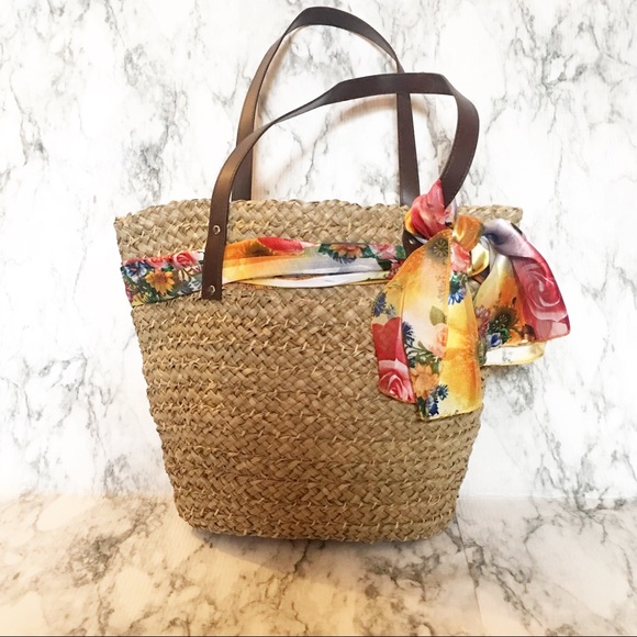 Handbags - Straw Beach/ Carry All Bag